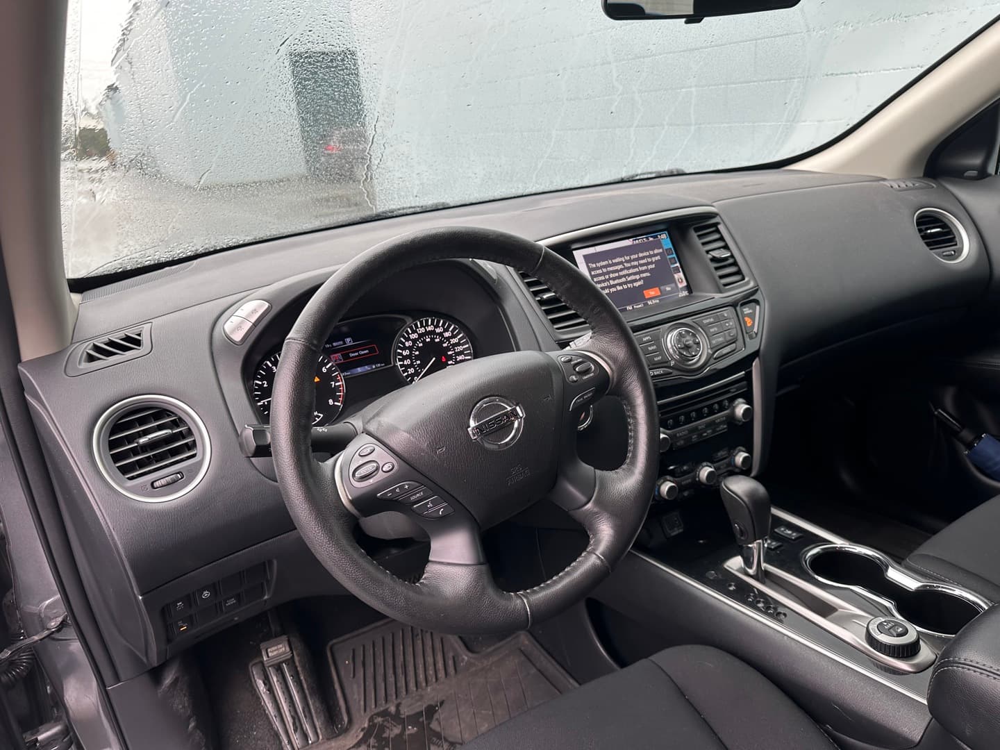 2020 Nissan Pathfinder SV 4WD Clean title