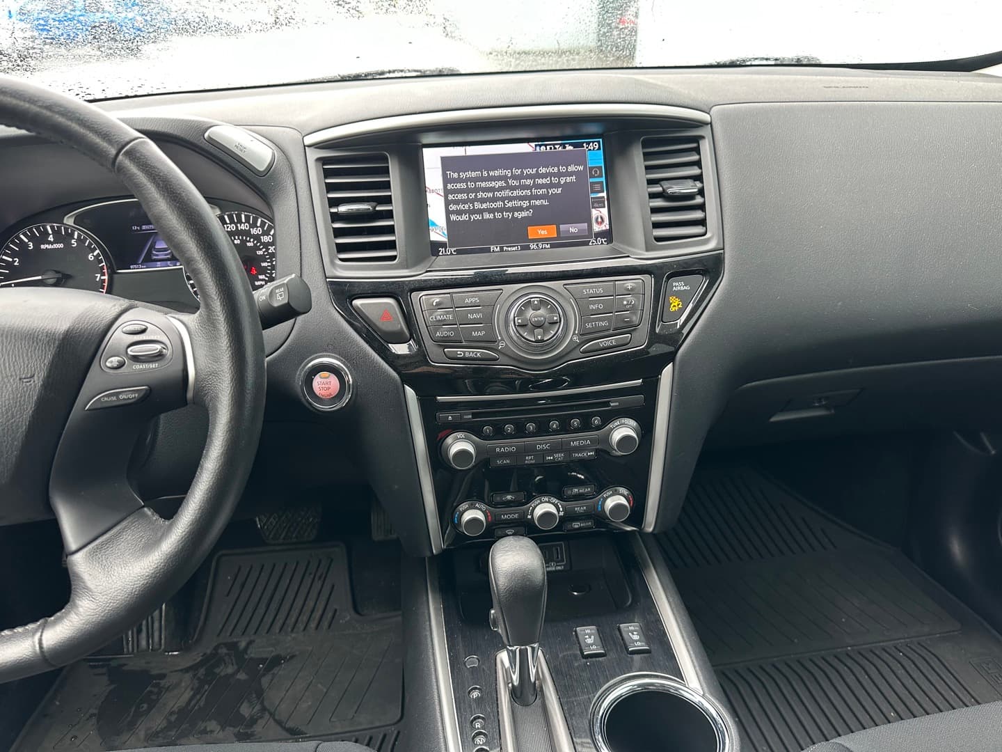 2020 Nissan Pathfinder SV 4WD Clean title