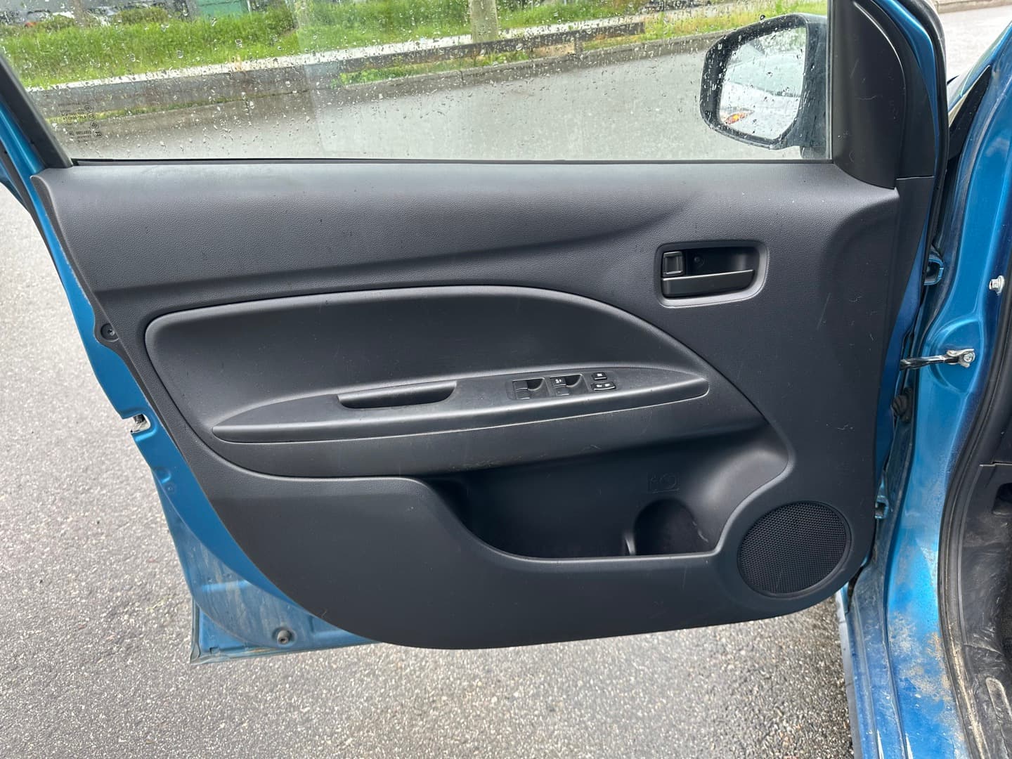 2017 Mitsubishi Mirage ES Automatic
