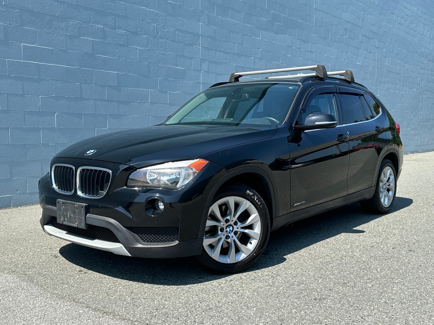 2013 BMW X1 xDrive28i Clean title, Accident Free, AWD