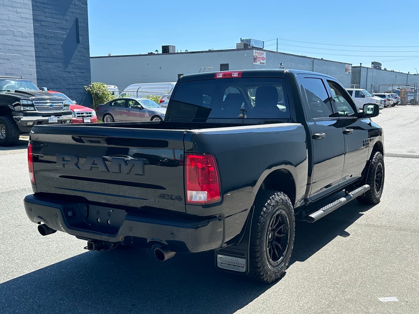 2022 RAM 1500 Classic Tradesman Crew Cab SWB 4WD Express Night Edition