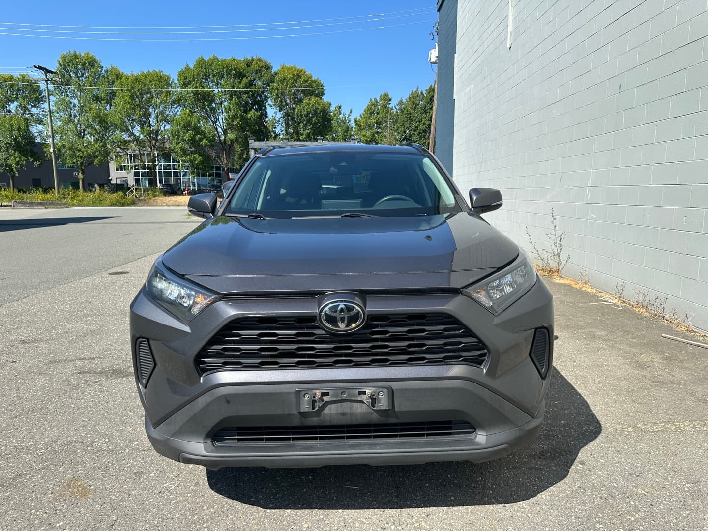 2021 Toyota RAV4 LE Clean title, Accident Free
