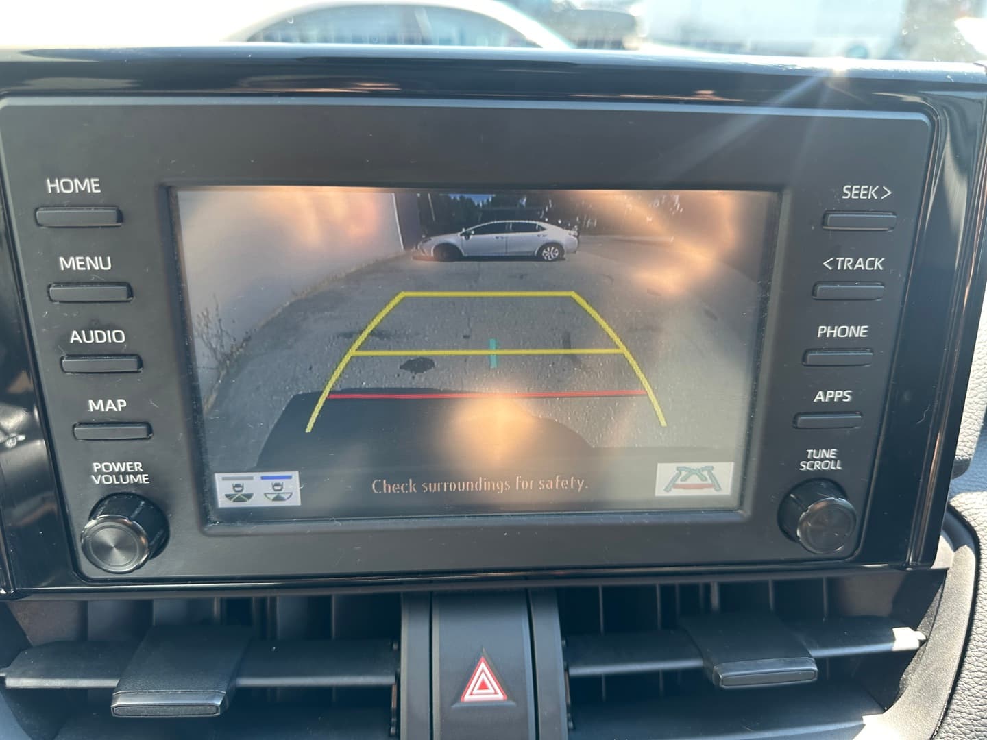 2021 Toyota RAV4 LE Clean title, Accident Free