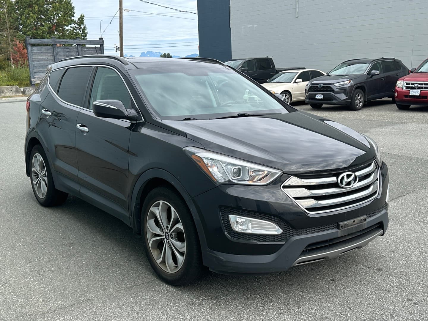 2015 Hyundai Santa Fe Sport 2.0T AWD Accident Free, Clean title