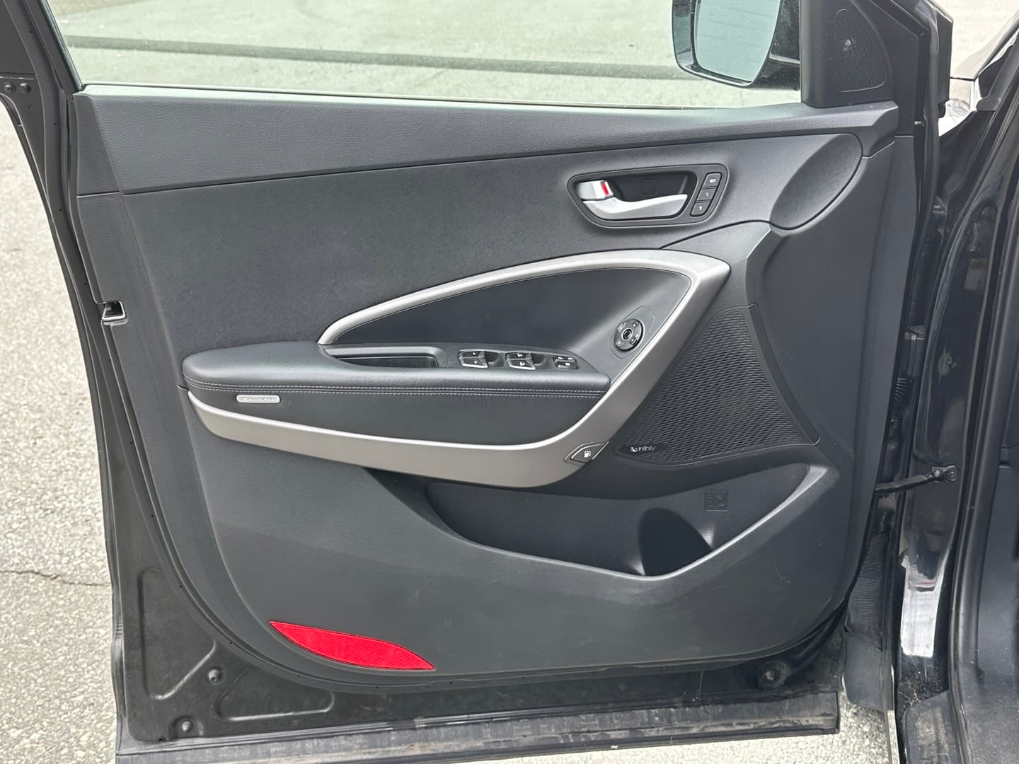 2015 Hyundai Santa Fe Sport 2.0T AWD Accident Free, Clean title