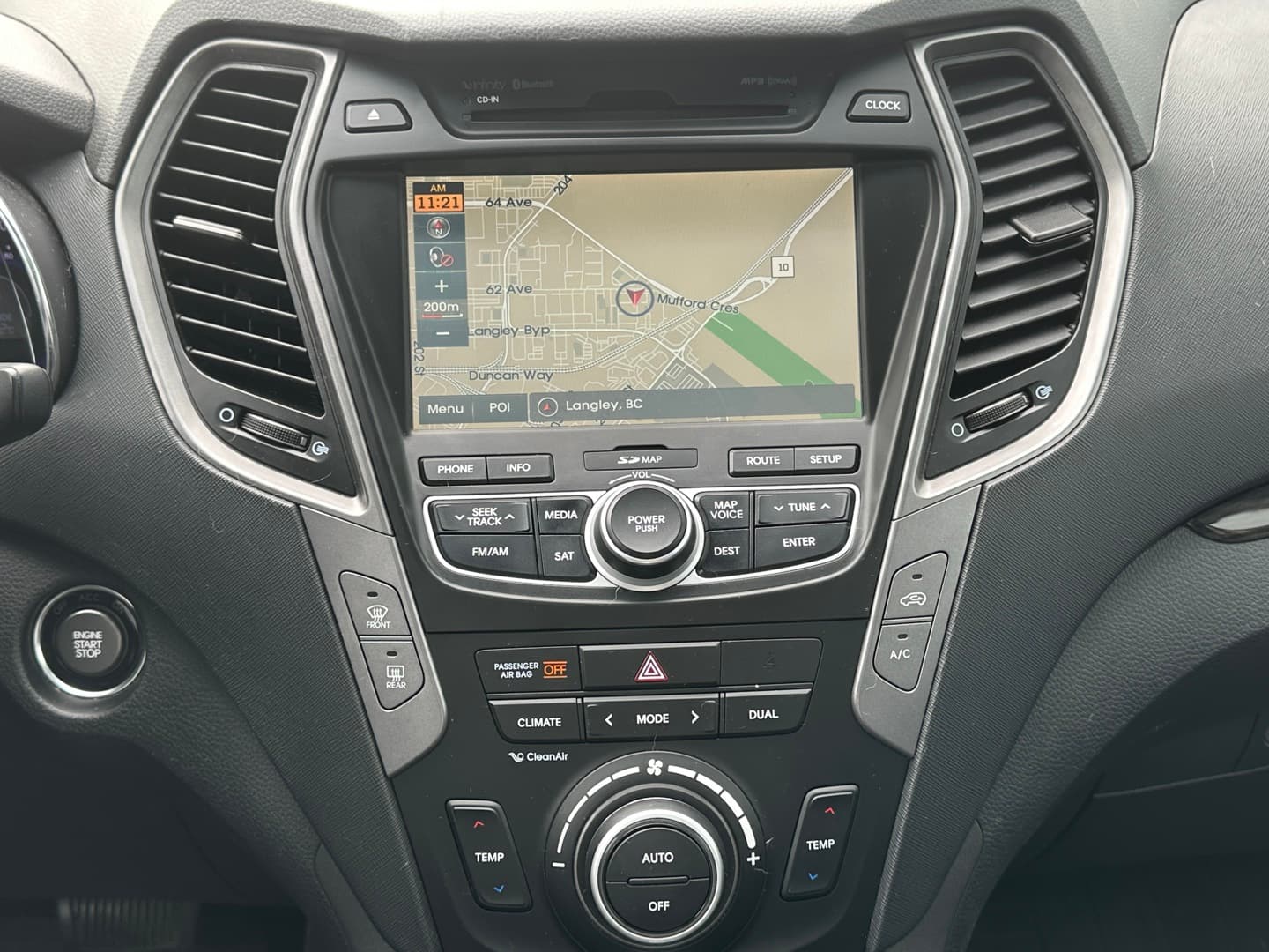 2015 Hyundai Santa Fe Sport 2.0T AWD Accident Free, Clean title