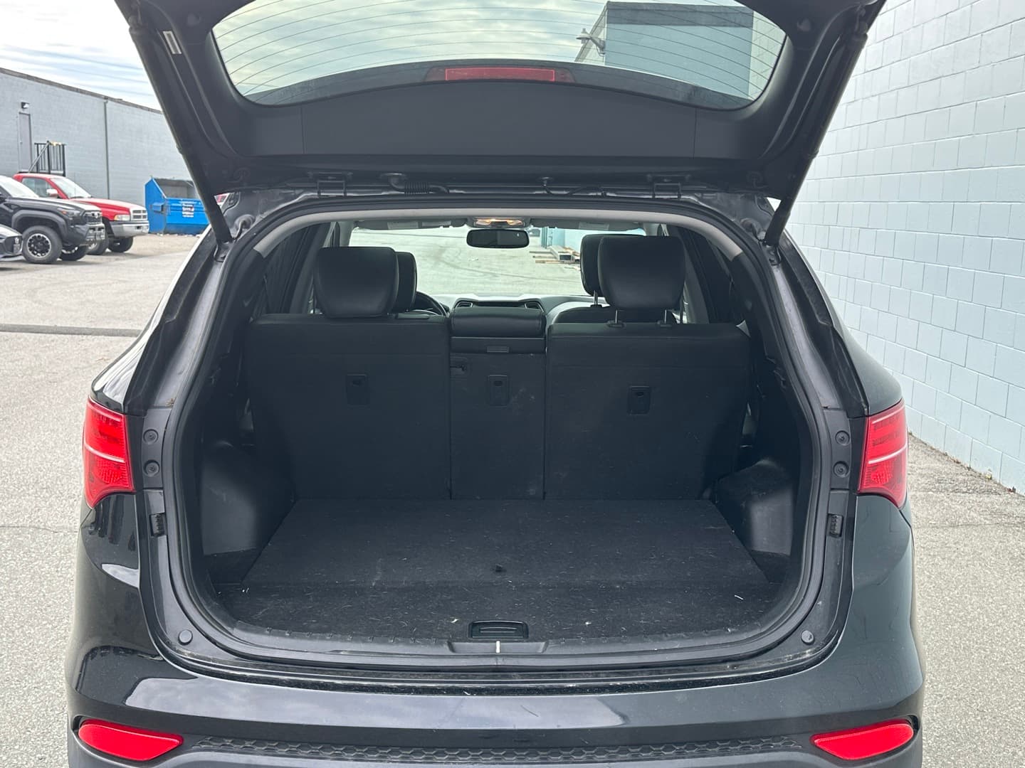 2015 Hyundai Santa Fe Sport 2.0T AWD Accident Free, Clean title