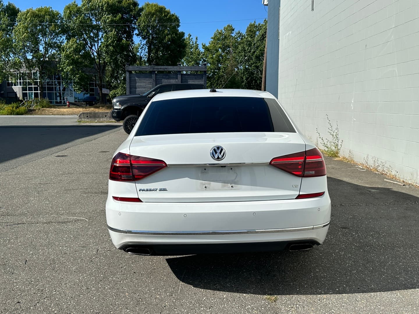 2017 Volkswagen Passat 3.6L V6 SEL Premium