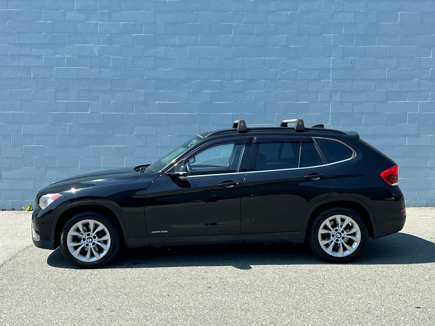 2013 BMW X1 xDrive28i Clean title, Accident Free, AWD