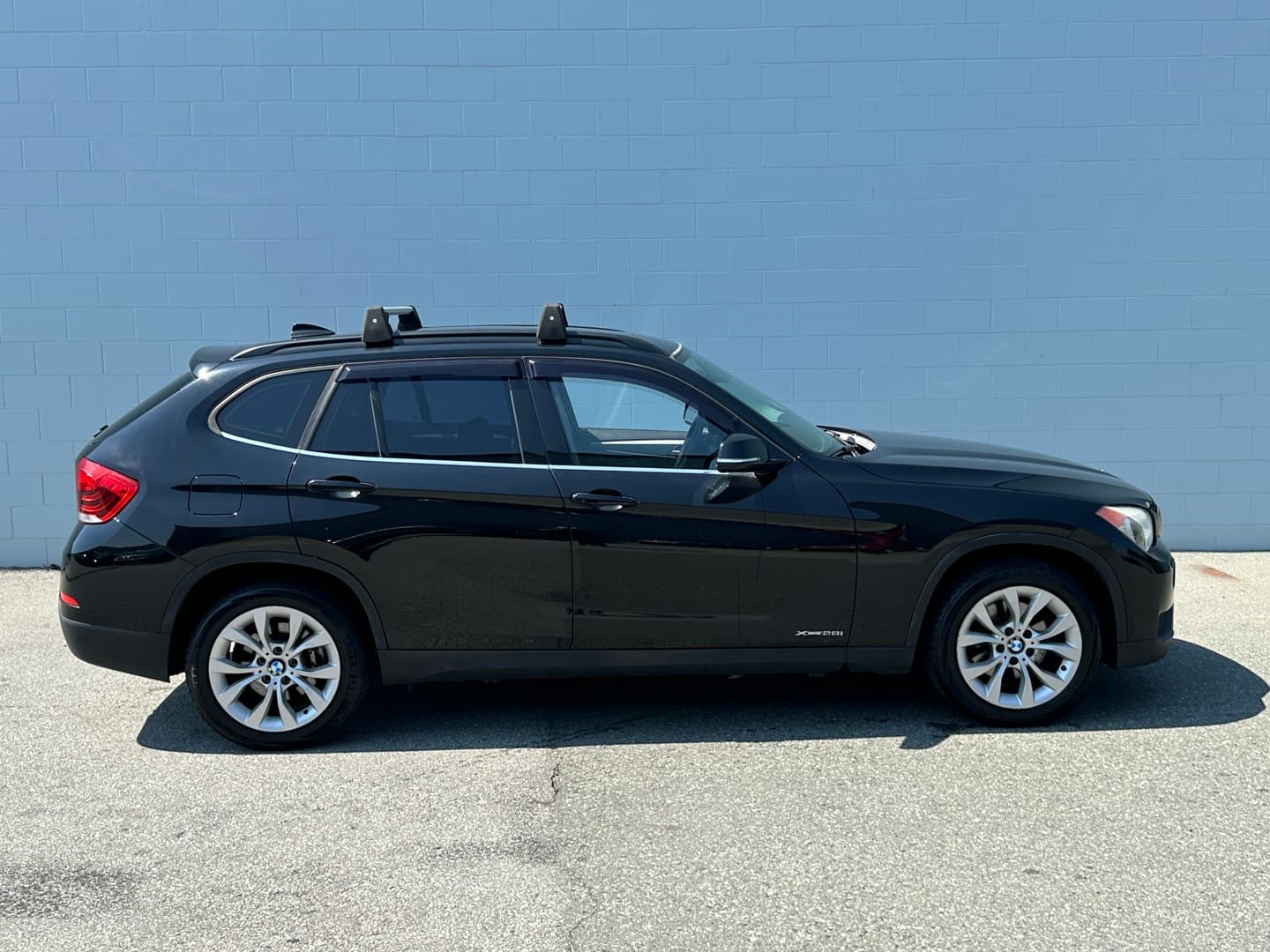 2013 BMW X1 xDrive28i Clean title, Accident Free, AWD