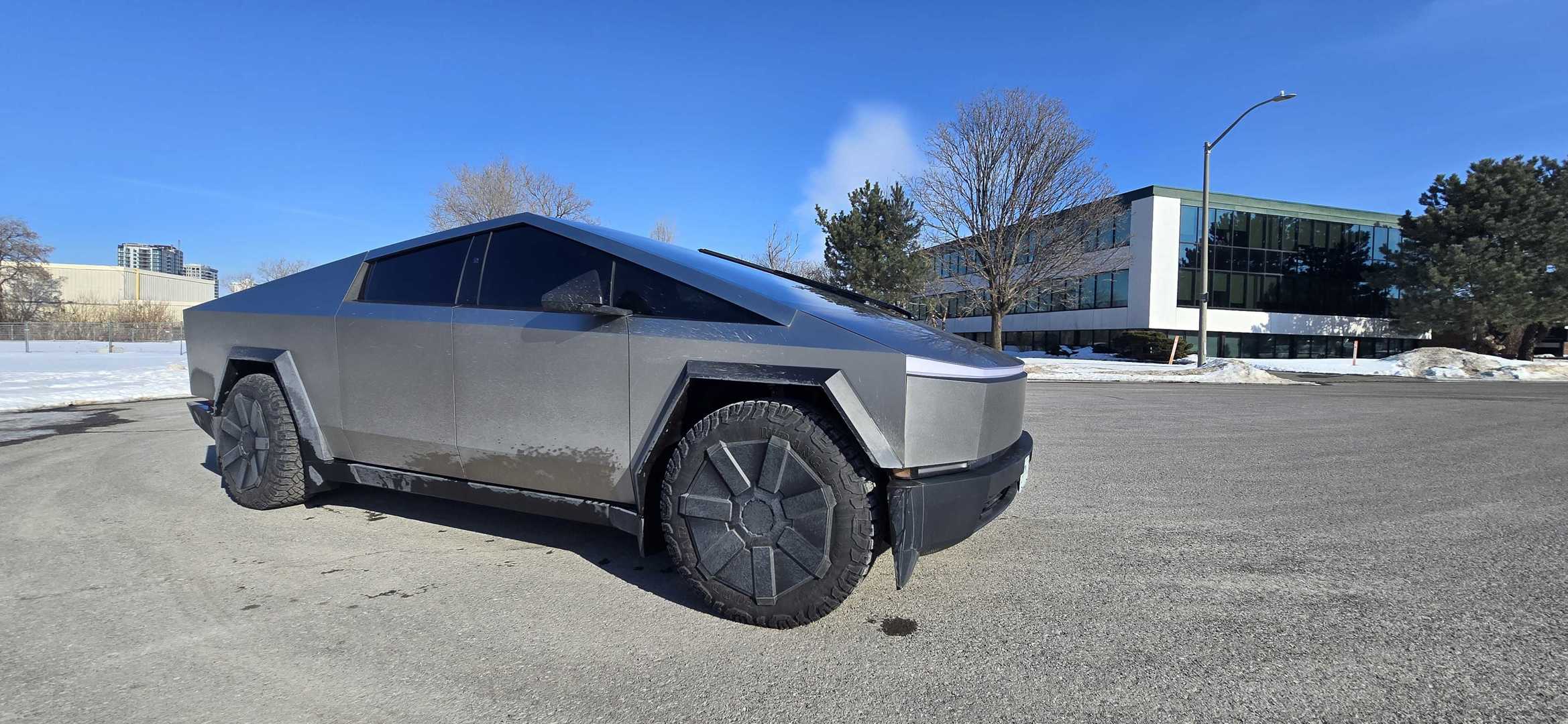 2024 Tesla Cybertruck Foundation
