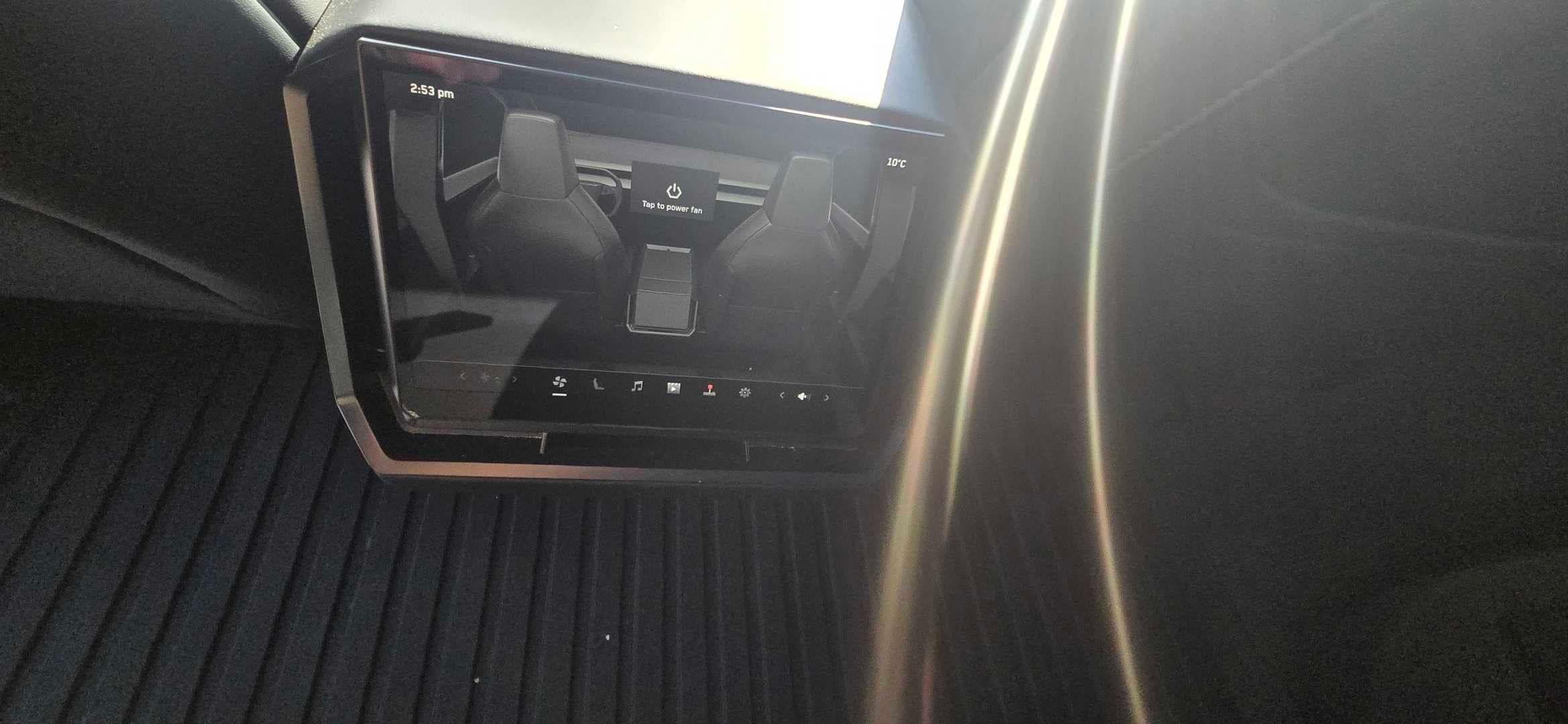 2024 Tesla Cybertruck Foundation