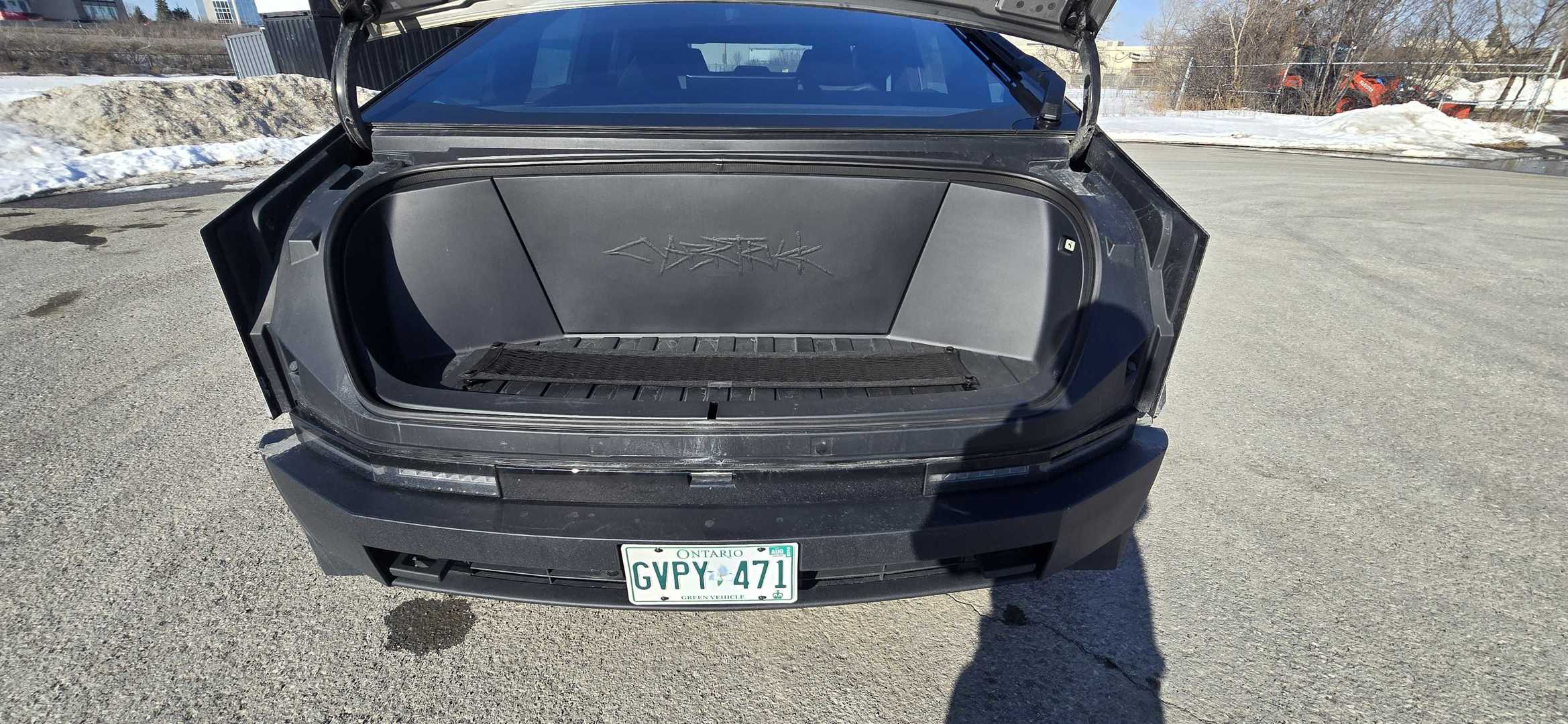 2024 Tesla Cybertruck Foundation