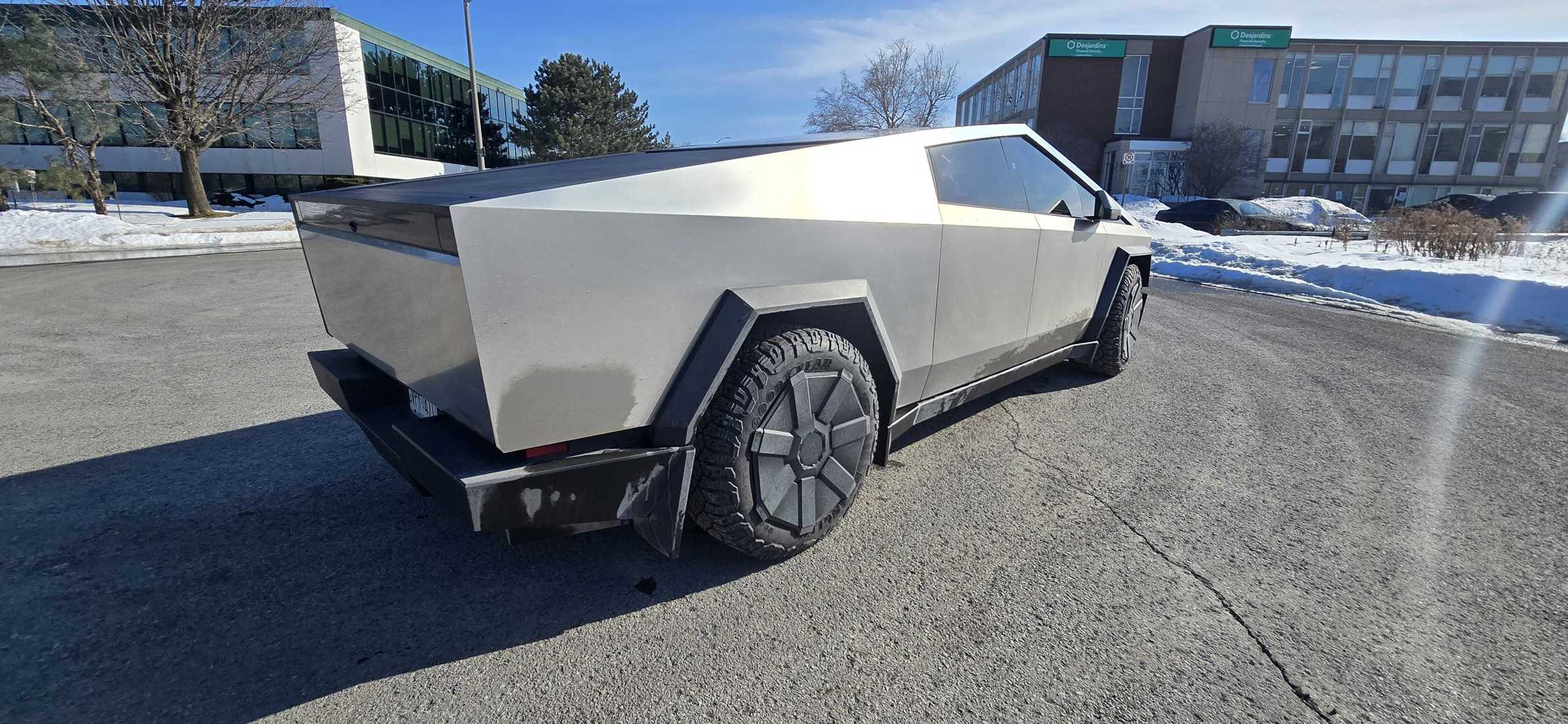 2024 Tesla Cybertruck Foundation