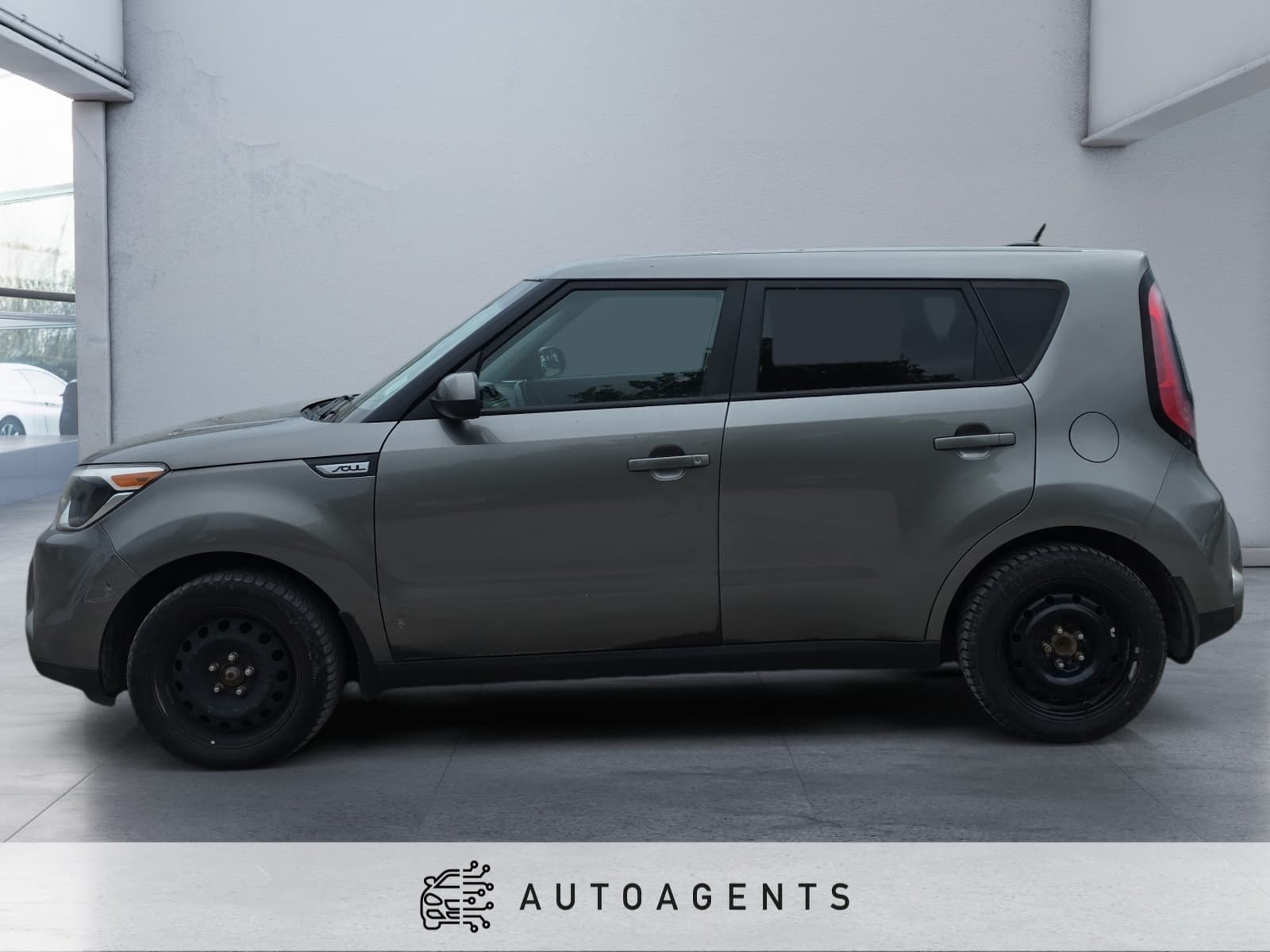 2016 Kia Soul BASE 6A