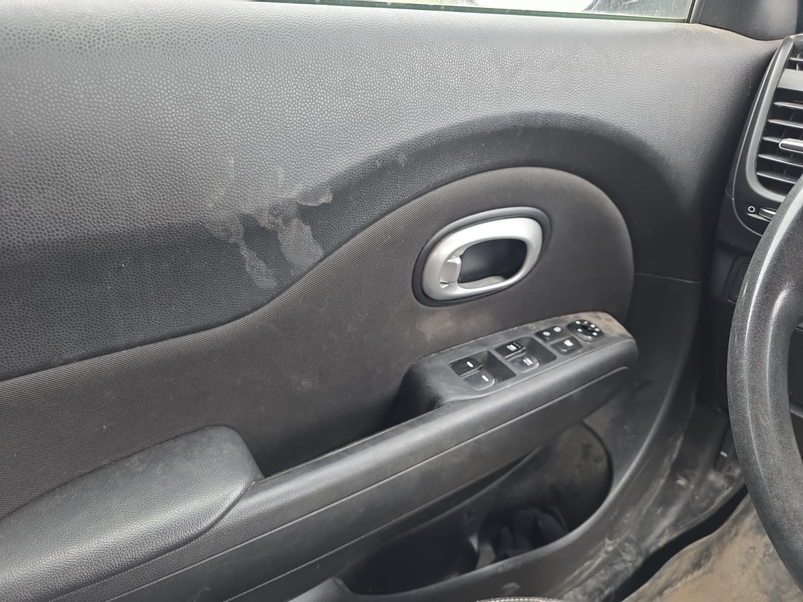 2016 Kia Soul BASE 6A