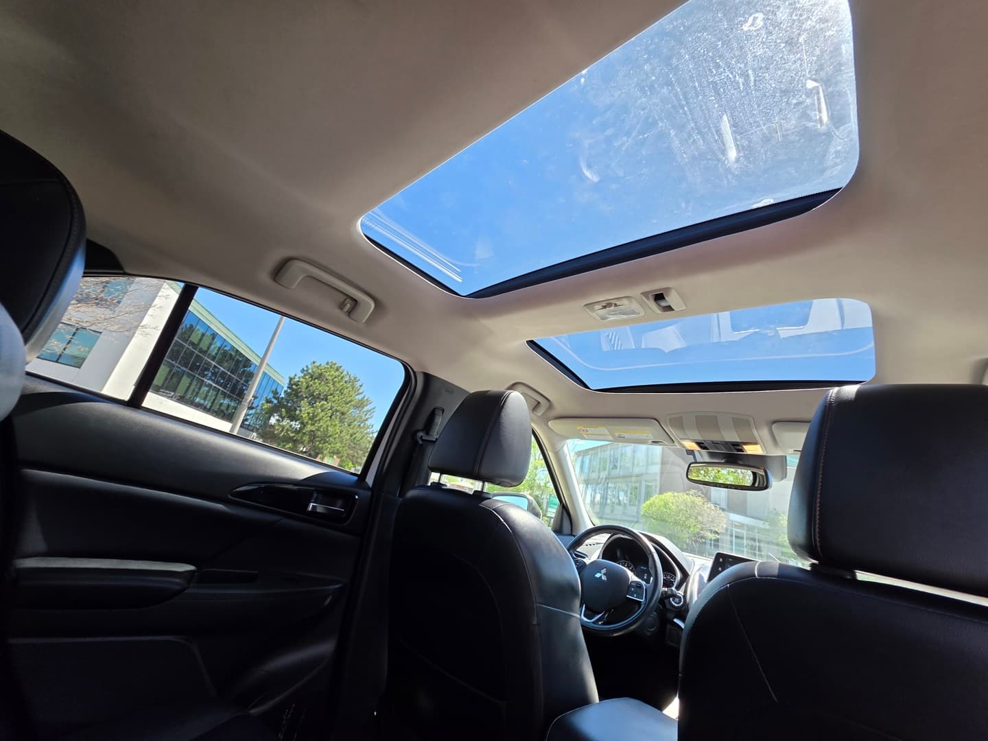 2019 Mitsubishi Eclipse Cross gt - leather sunroof