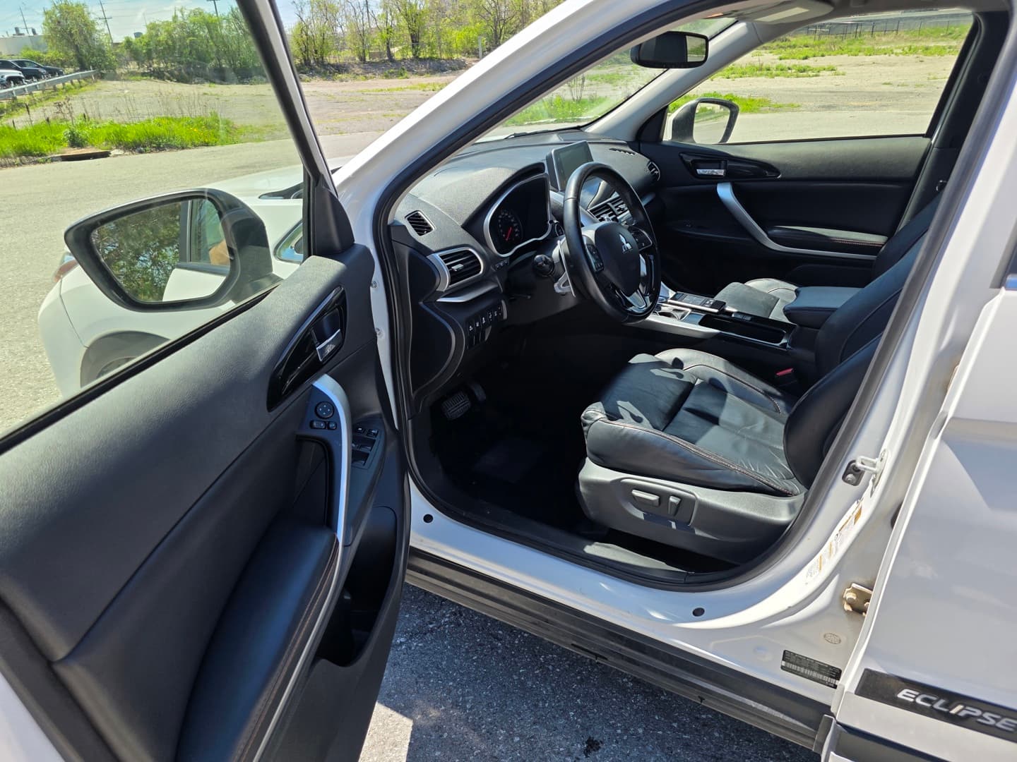 2019 Mitsubishi Eclipse Cross gt - leather sunroof