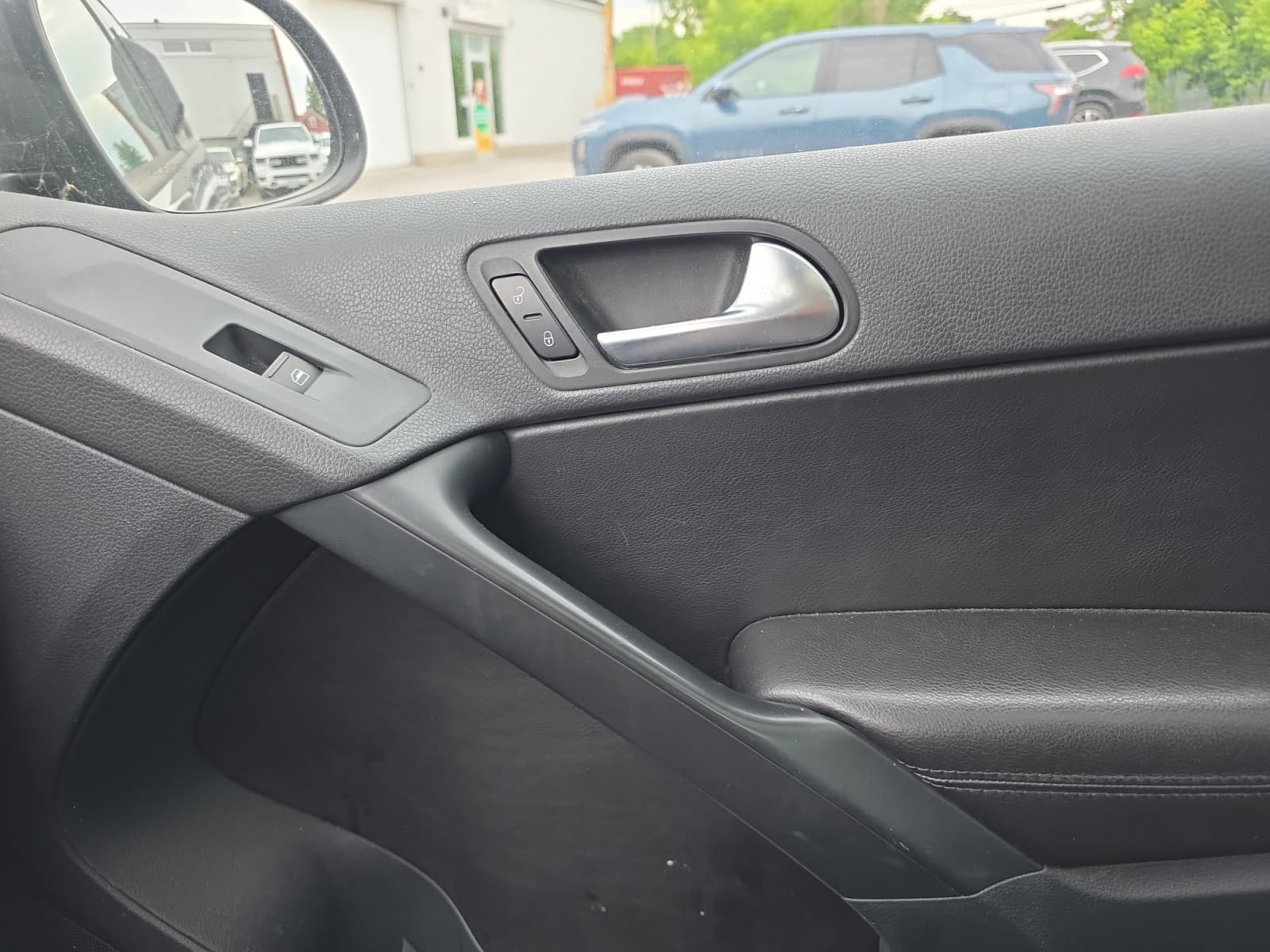 2013 Volkswagen Tiguan S