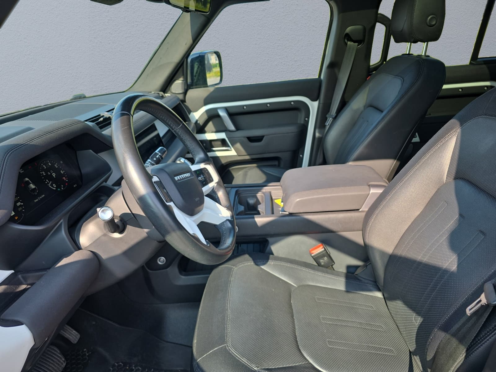 2022 Land Rover Defender 110 X-Dynamic SE